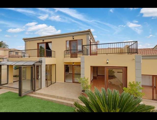 3 BEDROOM CLUSTER TO LET IN BROADACRES